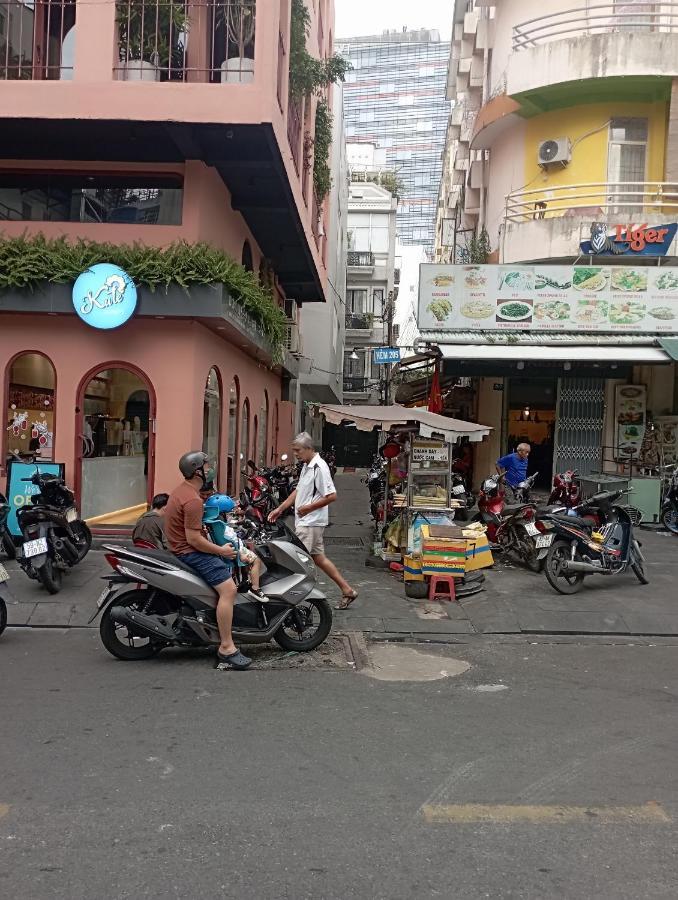 Lady Sara Hostel Ho Chi Minh-stad Buitenkant foto